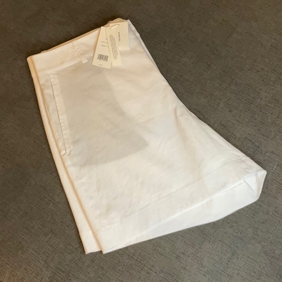 VINCE Casual Stretch-linen Shorts In White - Picture 4 of 6